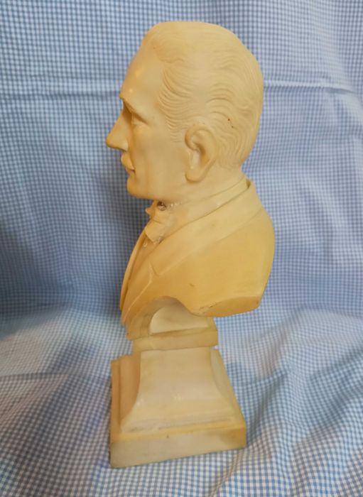 Busto Marfinite G. Puccini