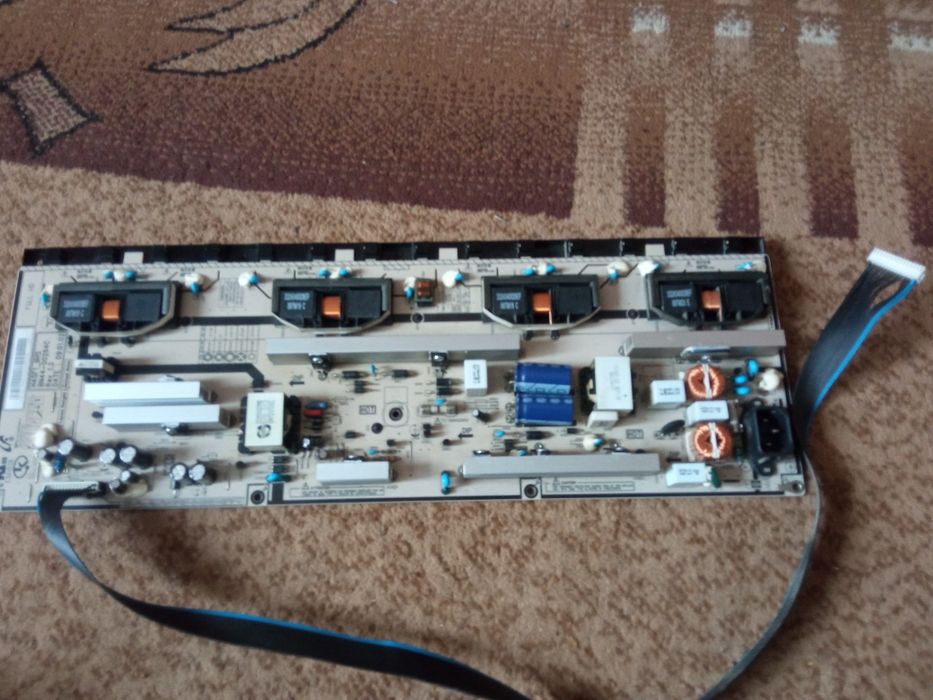 Телевізор Samsung 40 дюймів на запчастини