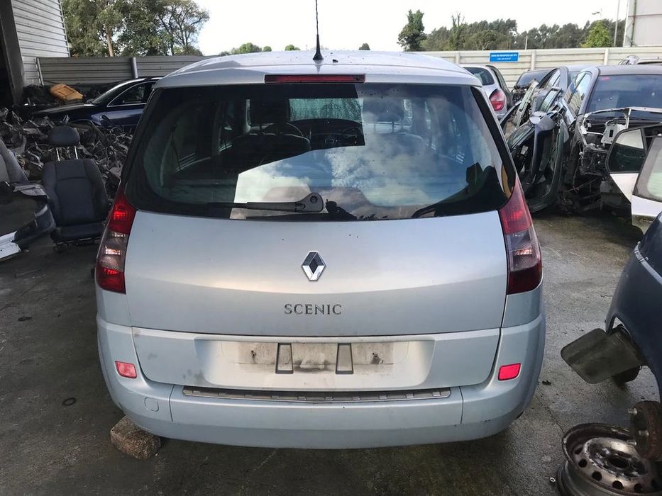 Renault Scenic II 1.9 DCi 2004 - Para Peças