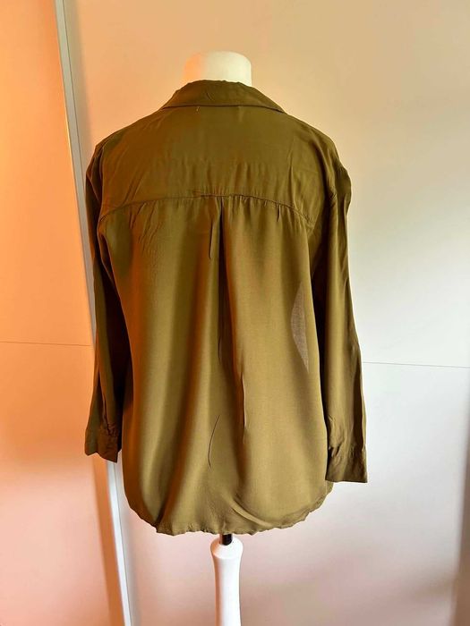 Oliwkowa/khaki koszula z guzikami