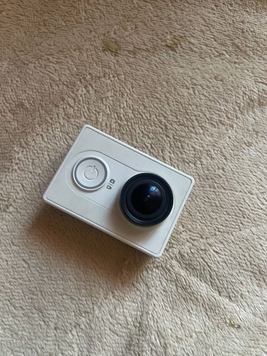 Экшен камера xiaomi