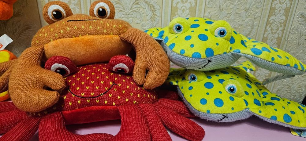 Краб,скат та коник