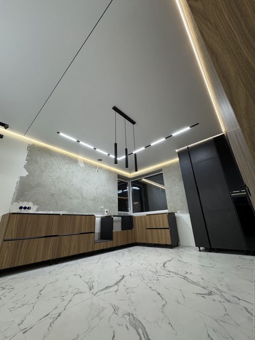 Натяжні стелі.