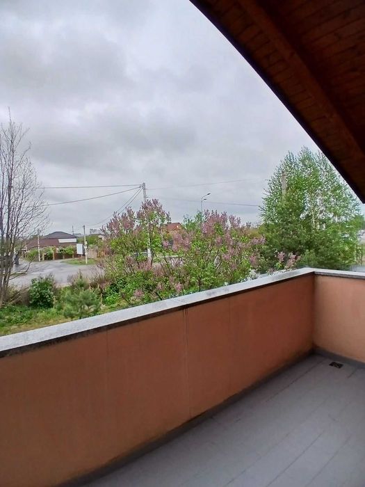 Таунхаус в італійському стилі, з ремонтом, готових для проживання