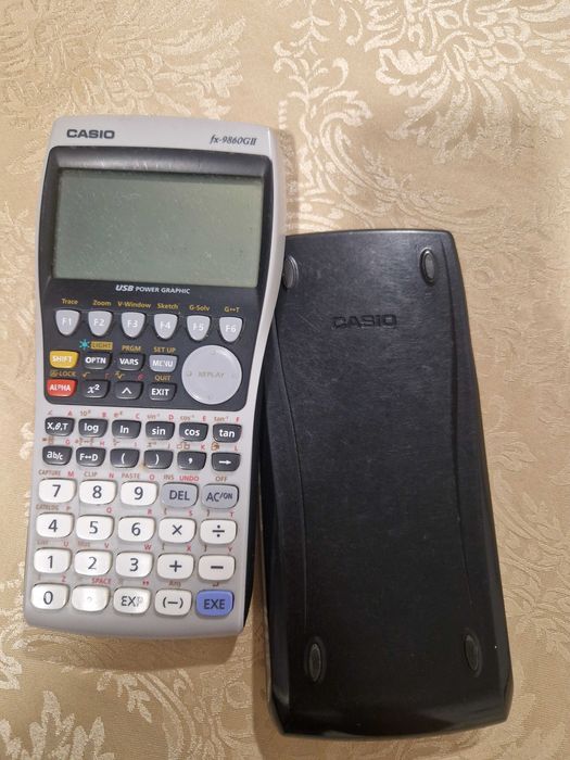 Calculadora casio FX-9860 GII