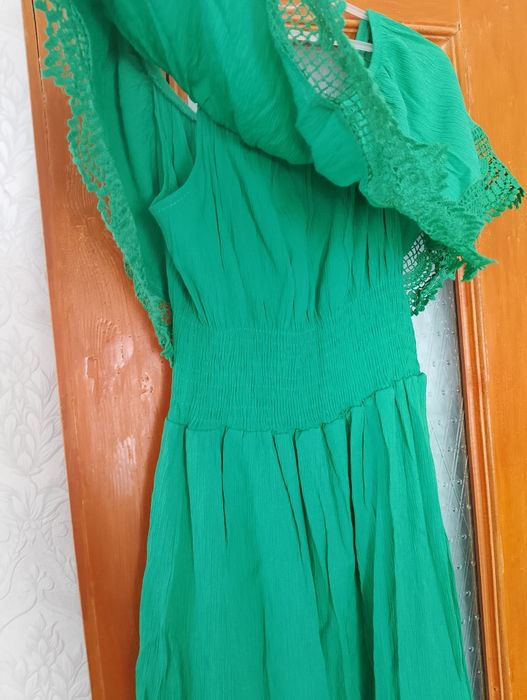 Жіноча сукня  розмір М