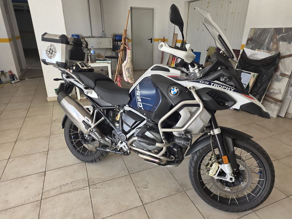 BMW R1250GS Adventure Trophy – 11/2022 – 18.000 km – Full Packs + Akrapovic