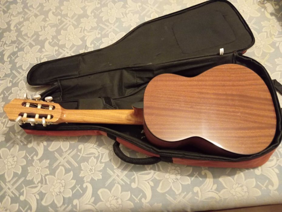 Guitarra clássica 1/4 - António Pinto de Carvalho