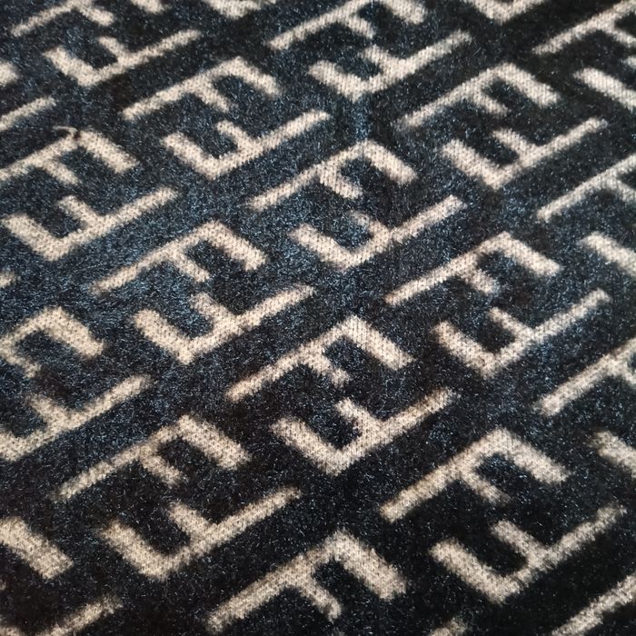 Продам теплу, зимову сукню альпака.