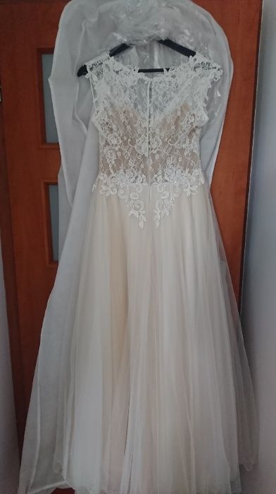Suknia ślubna rozm. 40-42