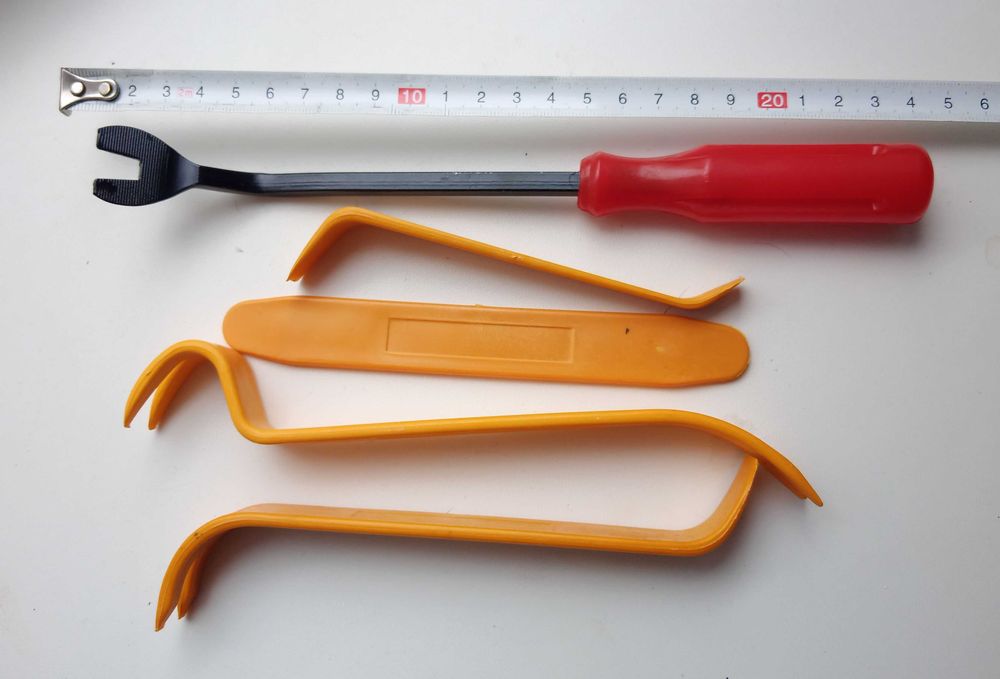 Съемники автомобильные для снятия панелей обшивки салона пистонов 5 шт