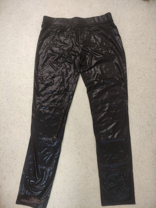 Виниловые штаны брюки