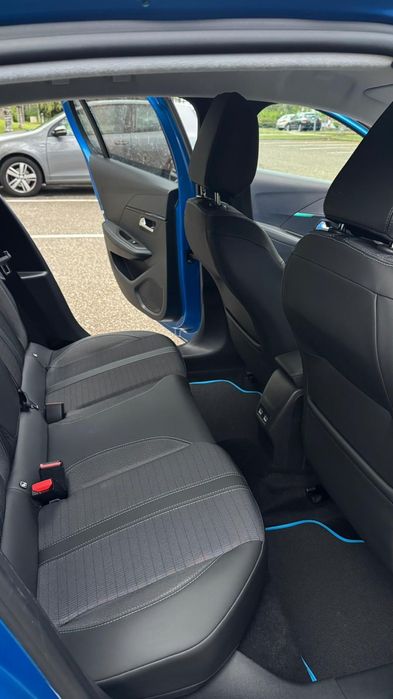 Peugeot e-208 Allure 50Kwh Full Extras