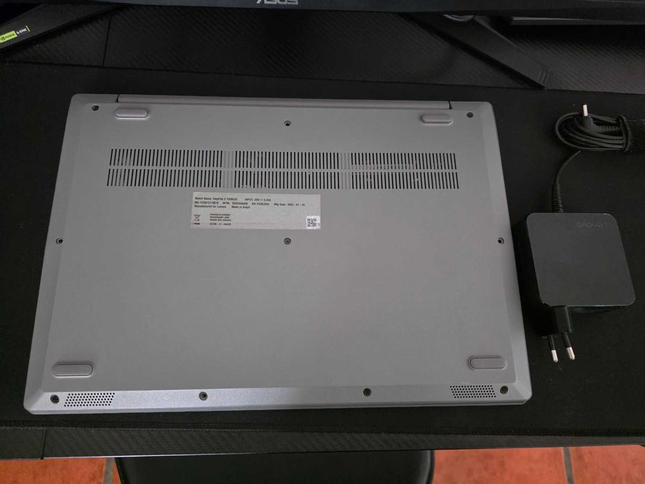 Vendo ou troco Portátil Lenovo i5 10ª 20GB RAM SSD 250gb + Gráfica MX330