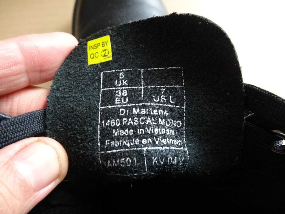 Buty Dr. Martens Pascal Mono Virginia 1460 roz 38 Skóra Unisex