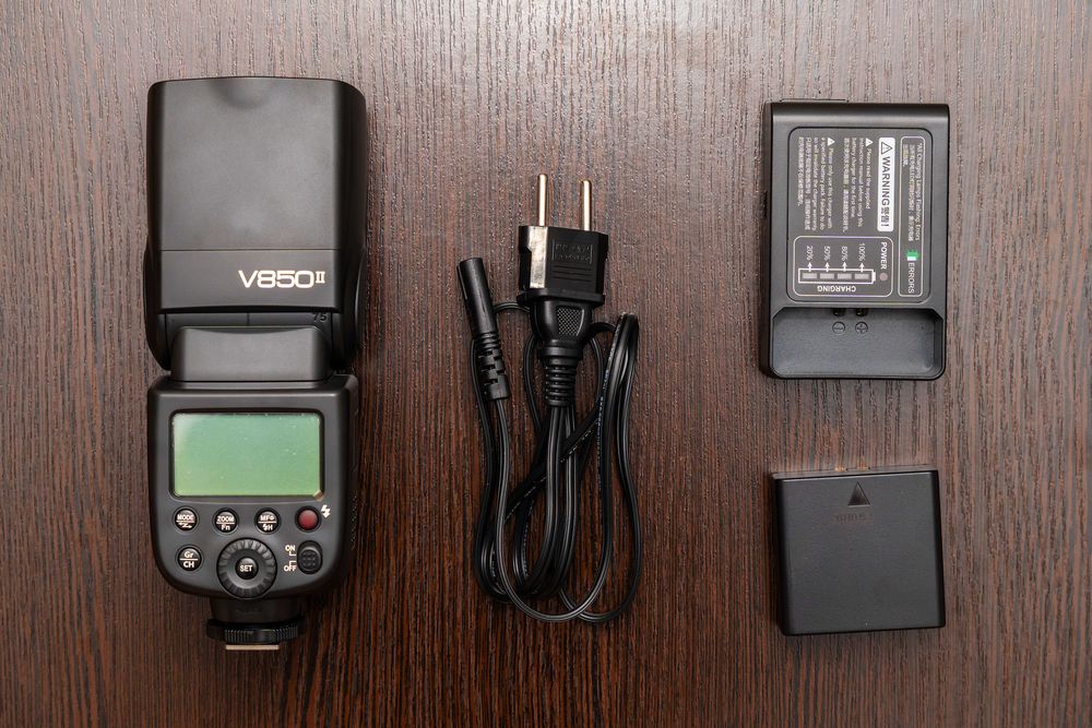 Вспышка мануальная Godox Ving V850 II как новая полный комплект