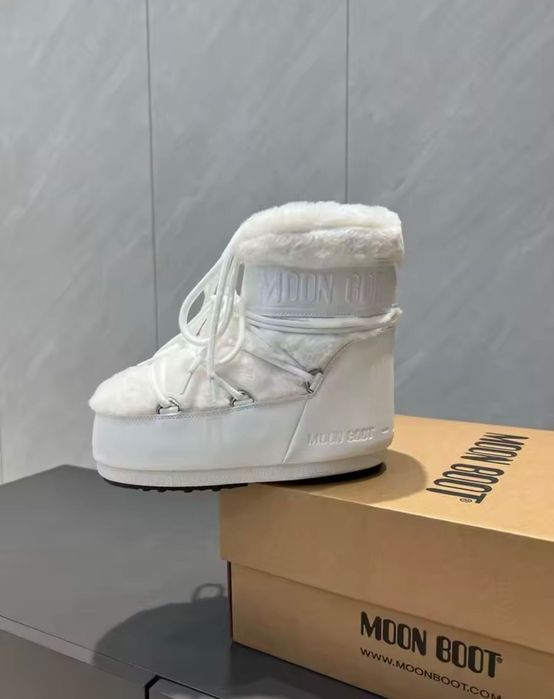 Moon Boot (всі доступні можливі кольори до замовлення)