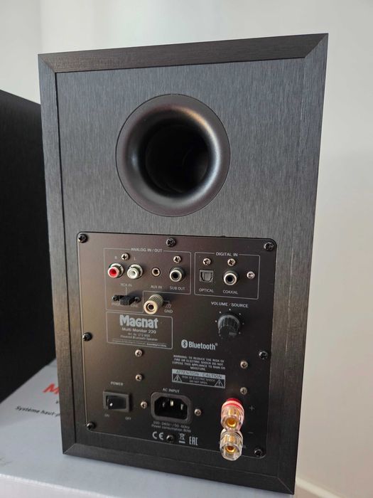 Magnat Multi Monitor 220 aktywne glosniki stereo Bluetooth