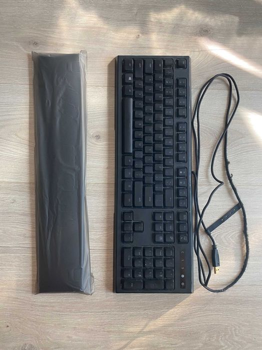 Klawiatura Gamingowa Razer Ornata Chroma [używana]