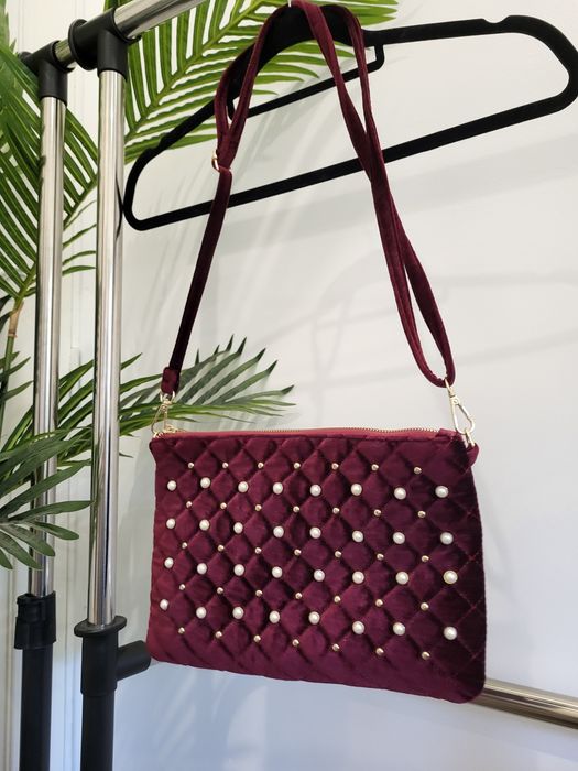 Mala / clutch bordô com pérolas