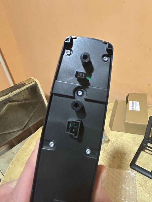 Кнопки стеклоподъемников Mercedes, VW, Dodge