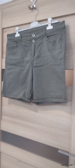 Spodenki khaki damskie