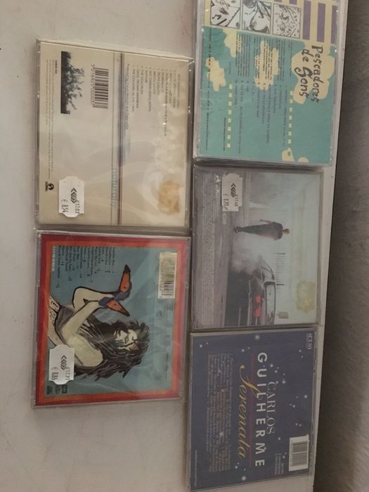 Vendo ou troco conjunto de cds áudio novos