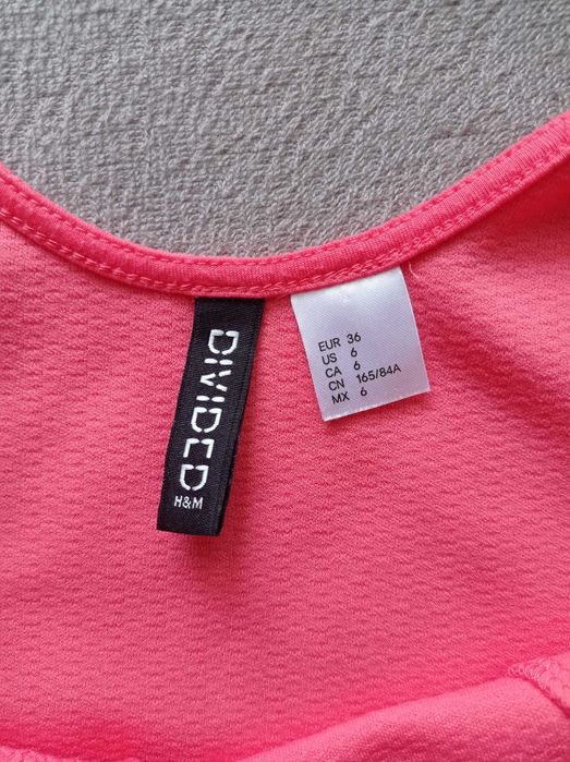 Różowa sukienka H&M 36 S rozkloszowana krótka