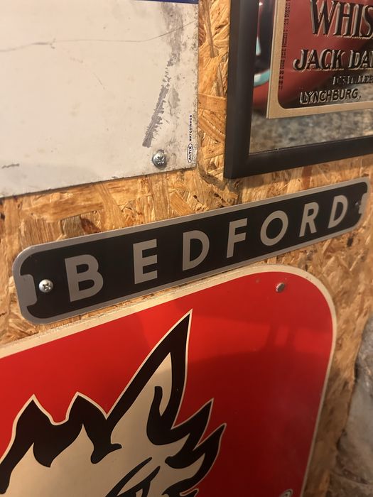 Bedford ( lote de colecionaveis)