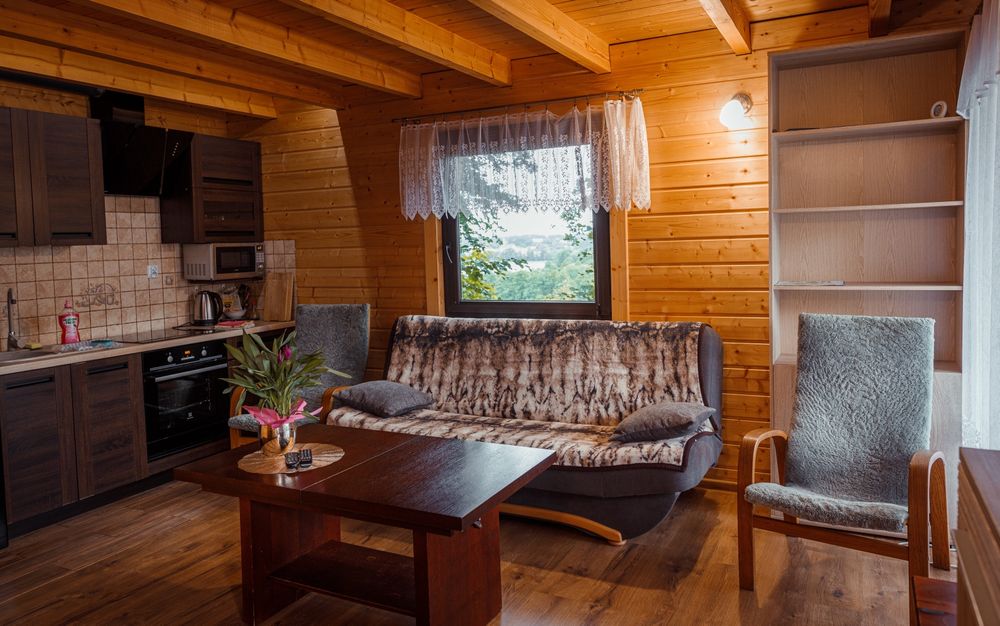 Domek w Chmielnie nad samym jeziorem