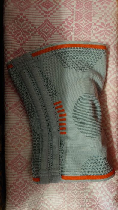 Бандаж/ортез на коліно Orliman (Испания)