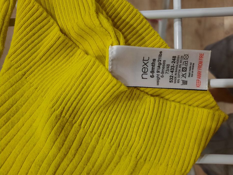 Детский свитер для девочки