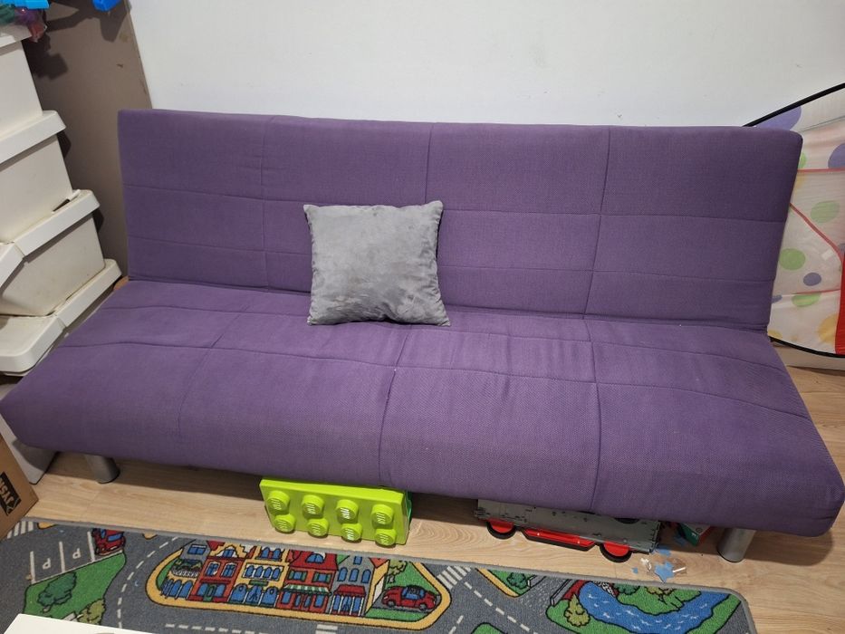 Sofá cama  usado , em bom estado