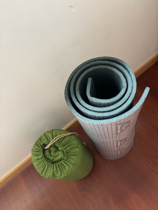 Tenda, saco-cama, colchão