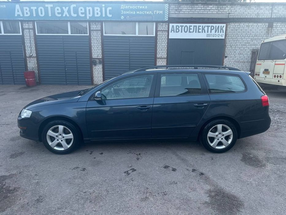 passat b6 бензиновий