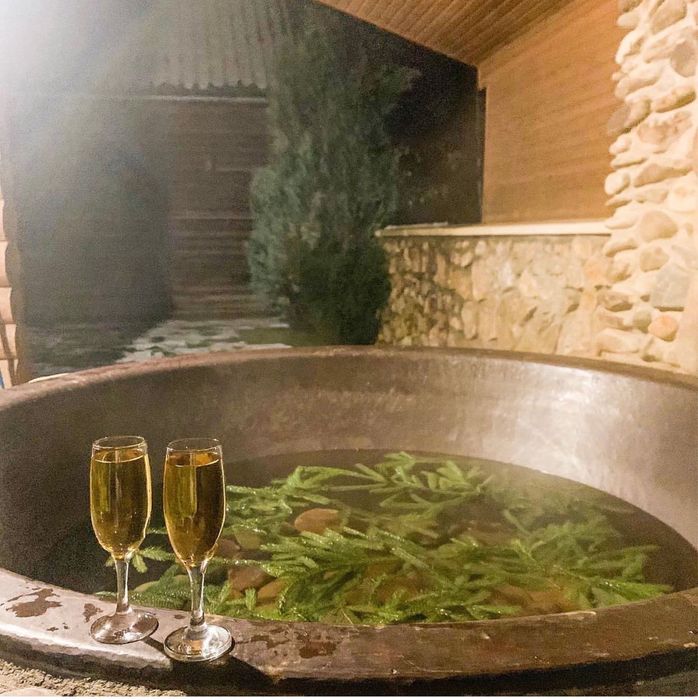 Готельно-туристичний комплекс Оазис Карпат