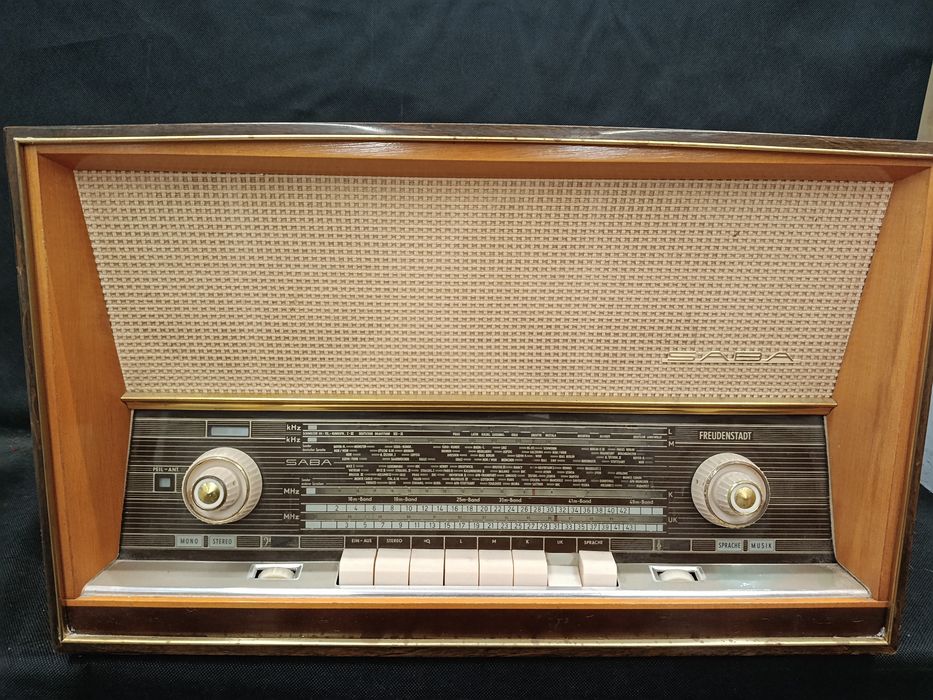 Radio lampowe SABA Freudenstadt 125-Stereo (1962) Bardzo Ładne