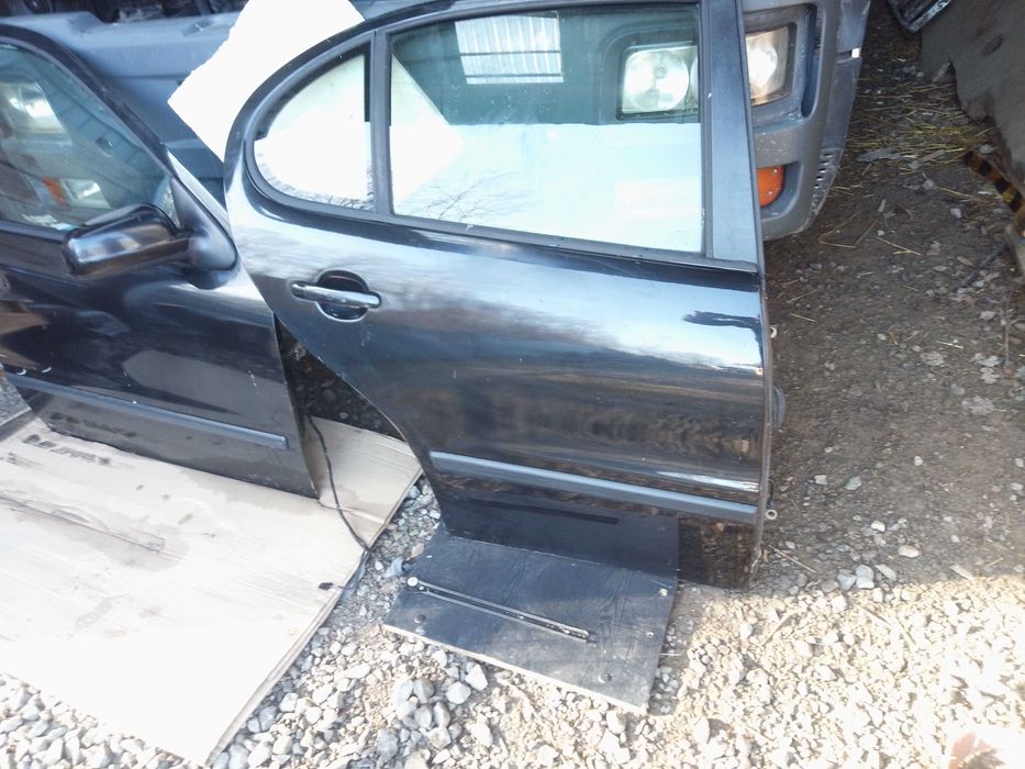 Drzwi Seat Toledo Leon II lewe prawe LC9Z