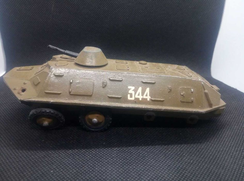Игрушка БТР-60ПБ СССР Арсенал 1:43 под реставрацию / запчасти