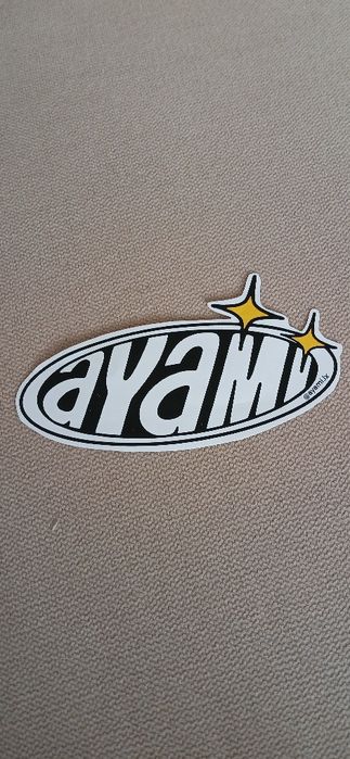 Autocolante Ayami, novo