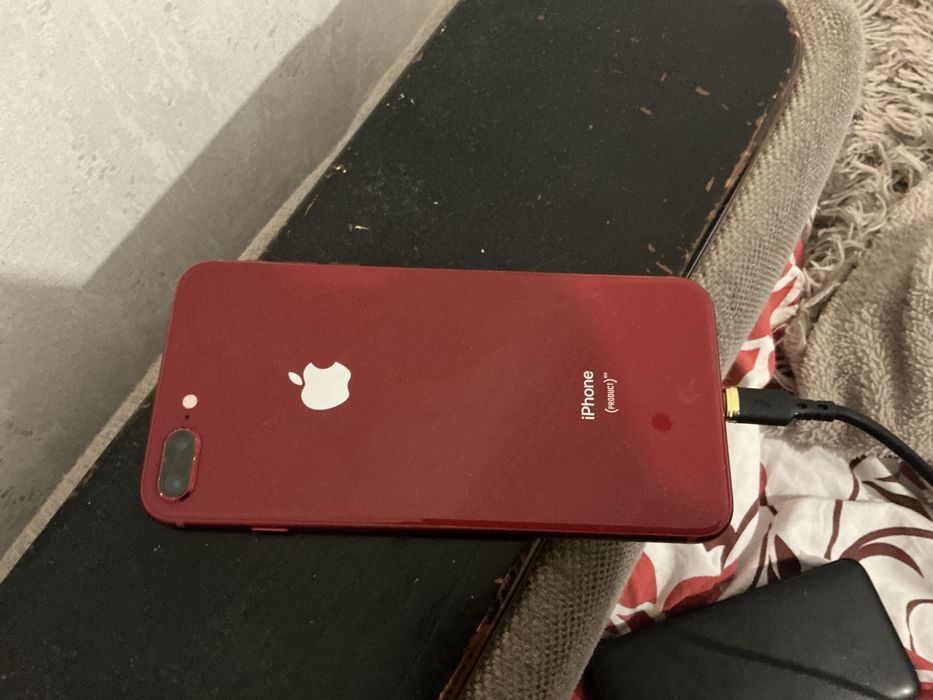 iphone 8 plus red - купити телефони та аксесуари - Ціна на OLX.ua
