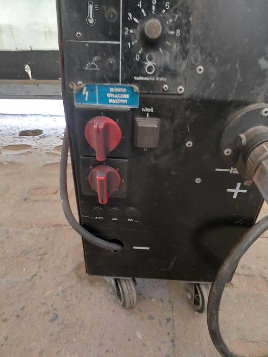 Profesjonalny półautomat spawalniczy Econo mig220