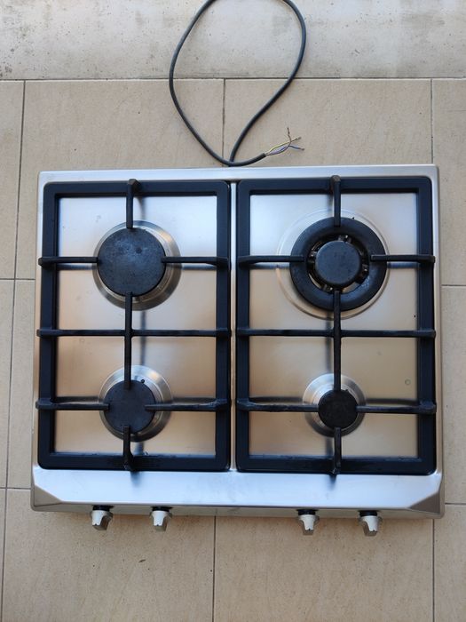 Placa de Gás Teka 60 cm | 4 Queimadores | Inox | Grelhas em Ferro Fundido | Excelente Estado