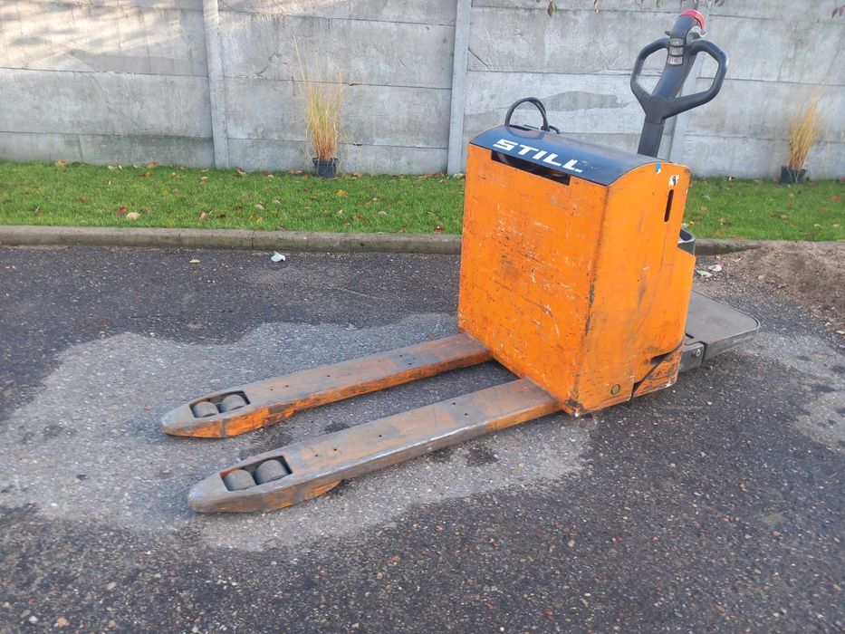 Paleciak elektryczny 2 T STILL   3800 zł Netto