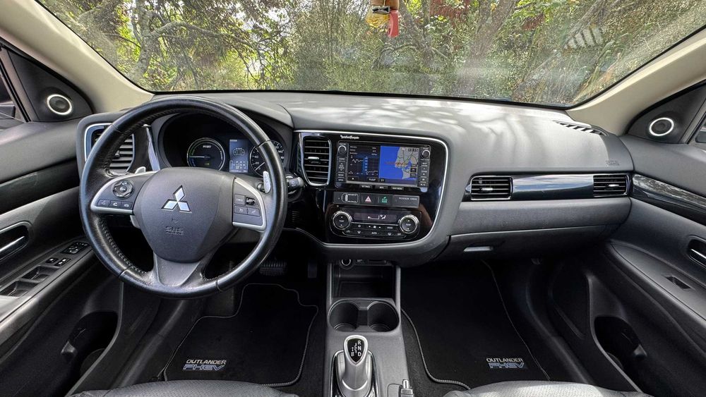 Mitsubishi Outlander PHEV Hibrido Plug-in