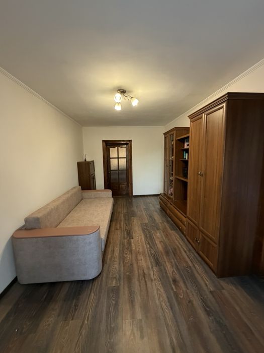 Продається двокімнатна кварира