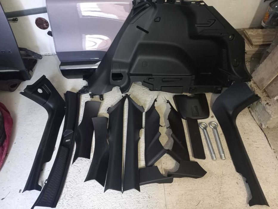 Салонний пластик оригінал  до Chevrolet Equinox EV