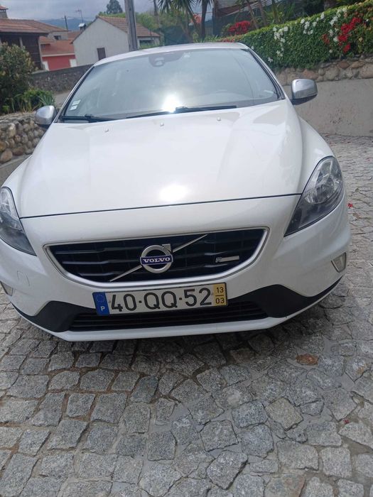 Volvo V40  Diesel 2015 — Oportunidade