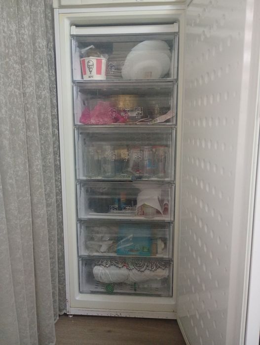 Продам морозильна шафа
