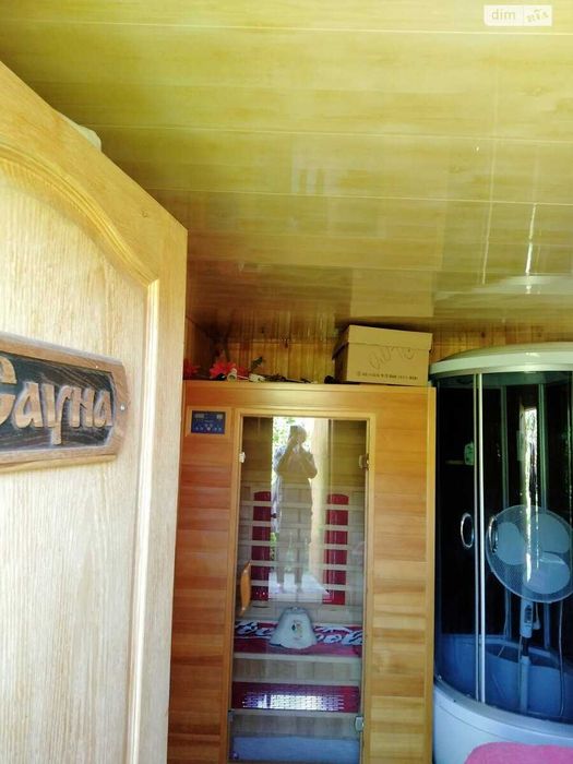 Продається затишний дім на Лівому